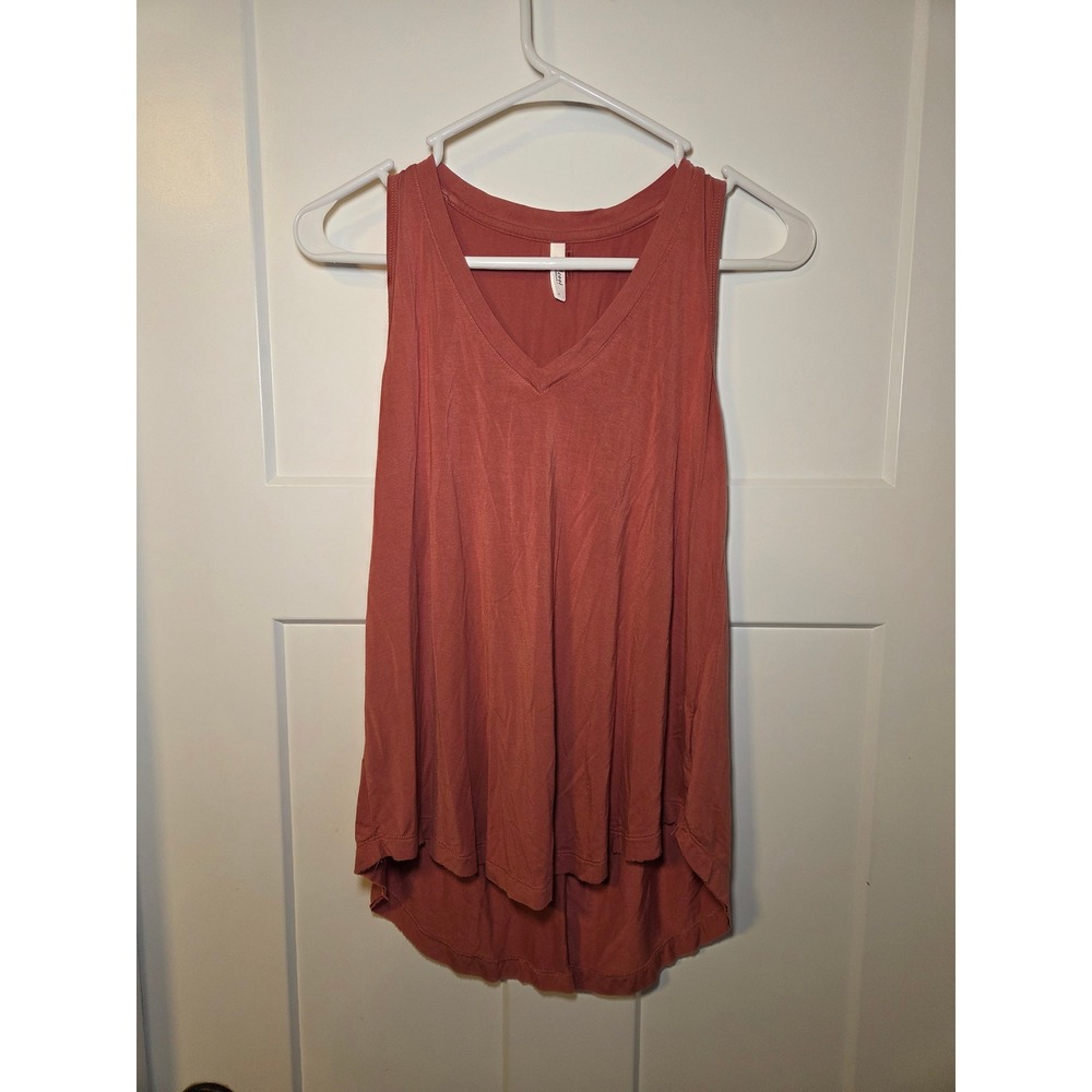 Be Cool Los Angeles Terracotta Rust V-Neck High-Low Tank Top Sleeveless Shirt S